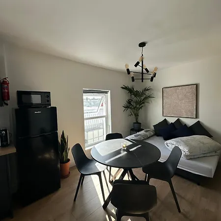 Modern Centre Apartamento *
